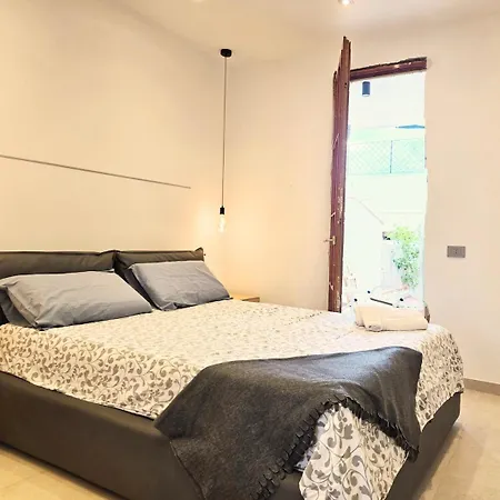 Lumos Mondello Villa